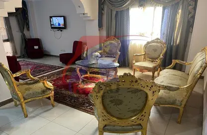 شقة - 3 غرف نوم - 2 حمامات للايجار في شارع مصطفي النحاس - المنطقة السادسة - مدينة نصر - القاهرة