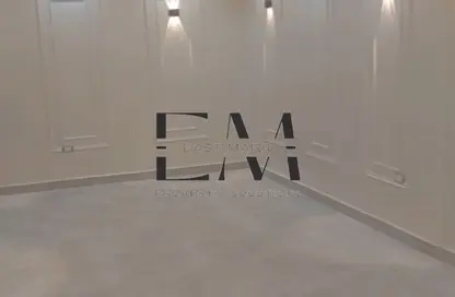 Apartment - 3 Bedrooms - 2 Bathrooms for sale in 50th Street - Zahraa El Maadi - Hay El Maadi - Cairo