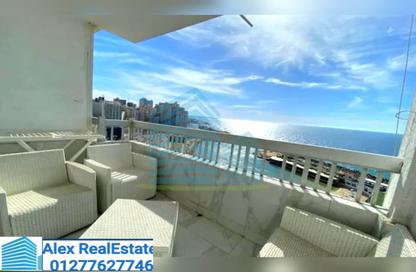 Apartment - 2 Bedrooms - 2 Bathrooms for rent in Al Geish Road - Glim - Hay Sharq - Alexandria