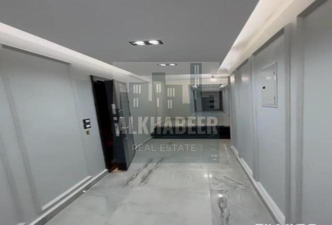 8493639 - Property Image 2