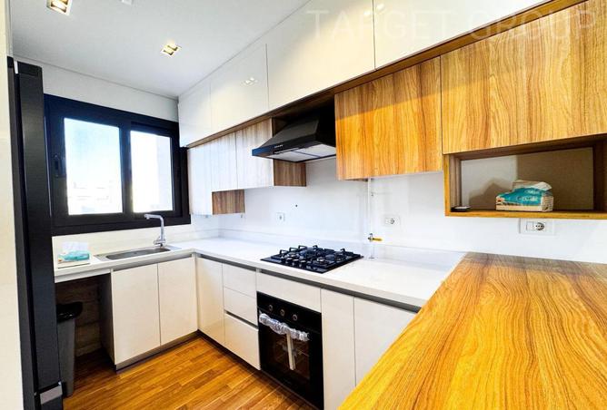 8087890 - Property Image 3