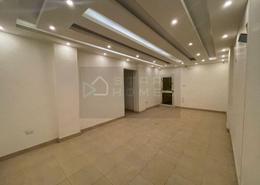 شقة - 3 غرف نوم - 1 حمام for للبيع in الحي الثالث عشر - الشيخ زايد - الجيزة