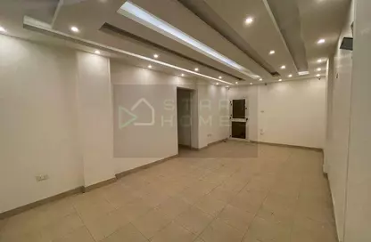 Apartment - 3 Bedrooms - 1 Bathroom for sale in 13th District - Sheikh Zayed City - Giza