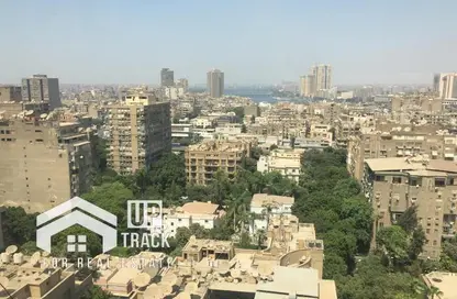 Apartment - 3 Bedrooms - 3 Bathrooms for sale in Bahaa Eldeen Krakoush St. - Zamalek - Cairo