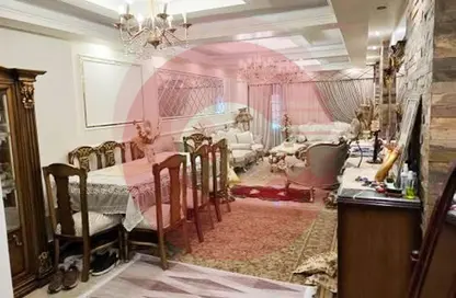 Apartment - 3 Bedrooms - 2 Bathrooms for sale in Al Farek Ismail Srhank St. - Laurent - Hay Sharq - Alexandria