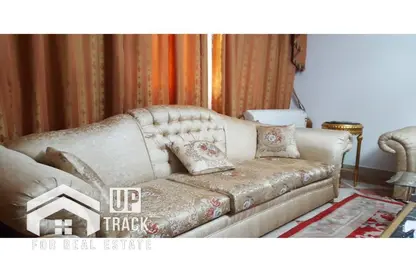 Apartment - 2 Bedrooms - 2 Bathrooms for sale in Heliopolis - Masr El Gedida - Cairo