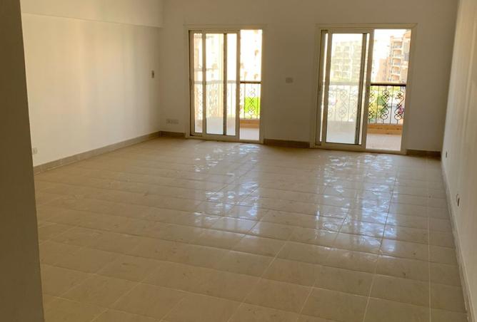 8322610 - Property Image 3