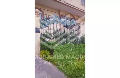 Duplex - 3 Bedrooms - 3 Bathrooms for sale in 10th District - Sheikh Zayed City - Giza