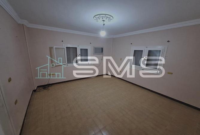 7977240 - Property Image 3