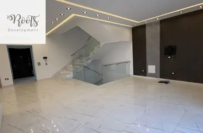 فيلا - 4 غرف نوم - 3 حمامات للبيع في ماونتن فيو تشيل اوت بارك - التوسعات الشمالية - مدينة 6 أكتوبر - الجيزة