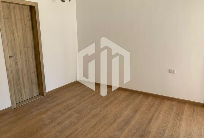 8287809 - Property Image 2