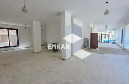 Whole Building - Studio - 6 Bathrooms for rent in Al Laselky St. - El Laselky - New Maadi - Hay El Maadi - Cairo