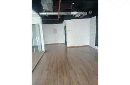 مساحات مكتبية - استوديو - 1 حمام للايجار في كابيتال بيزنس بارك - محور 26 يوليو - الشيخ زايد - الجيزة