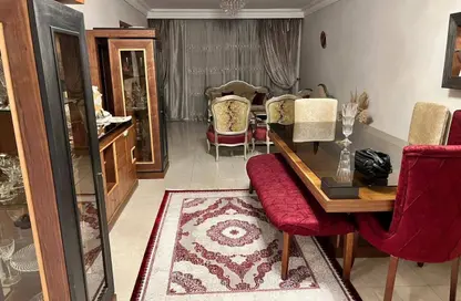 شقة - 4 غرف نوم - 2 حمامات للبيع في شارع قوت القلوب - الحي التاسع - مدينة العبور - القليوبية