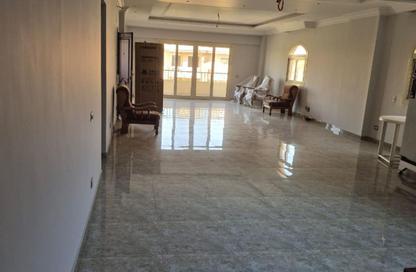 Duplex - 3 Bedrooms - 4 Bathrooms for rent in Orouba Axis - Area A - Ganoob El Acadimia - New Cairo City - Cairo