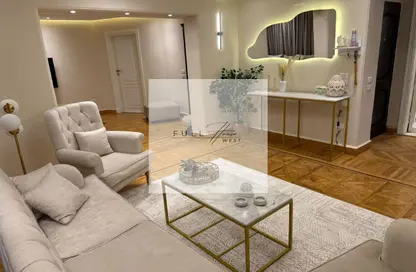 Apartment - 3 Bedrooms - 4 Bathrooms for sale in Esraa Al Moalemeen St. - Mohandessin - Giza