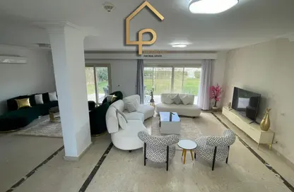 فيلا - 4 غرف نوم - 4 حمامات للايجار في الربوة - كمبوندات الشيخ زايد - الشيخ زايد - الجيزة