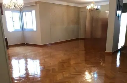 Apartment - 3 Bedrooms - 2 Bathrooms for rent in Omar Ibn Al Khattab St. - Almazah - Heliopolis - Masr El Gedida - Cairo