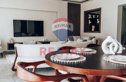 Apartment - 3 Bedrooms - 3 Bathrooms for sale in Hyde Park - 5th Settlement Compounds - The 5th Settlement - New Cairo City - Cairo