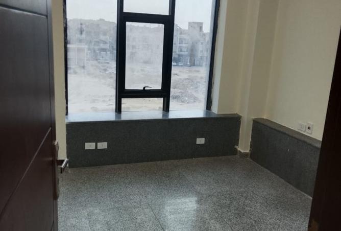 8115032 - Property Image 2