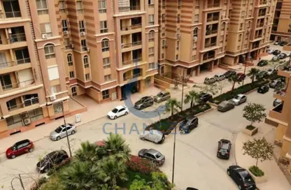 Apartment - 3 Bedrooms - 2 Bathrooms for sale in Maadi Gardens - Maadi - Hay El Maadi - Cairo
