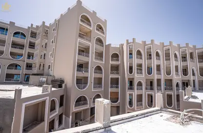 Apartment - Studio - 1 Bathroom for sale in El Hadaba District - Hurghada - Red Sea