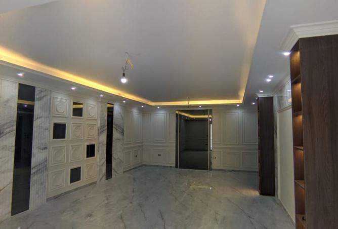 8092175 - Property Image 3