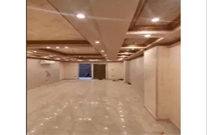 شقة - 3 غرف نوم - 2 حمامات للايجار في ميدان فيني - الدقي - الجيزة