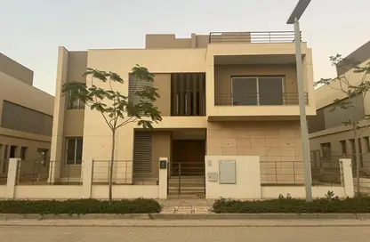 Villa - 4 Bedrooms - 6 Bathrooms for sale in Palm Hills New Cairo - 5th Settlement Compounds - The 5th Settlement - New Cairo City - Cairo