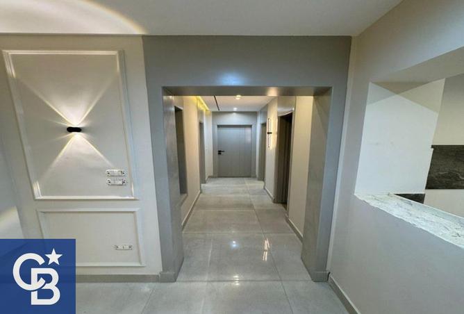 8304077 - Property Image 3