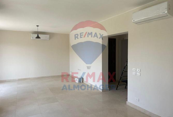 8063120 - Property Image 2