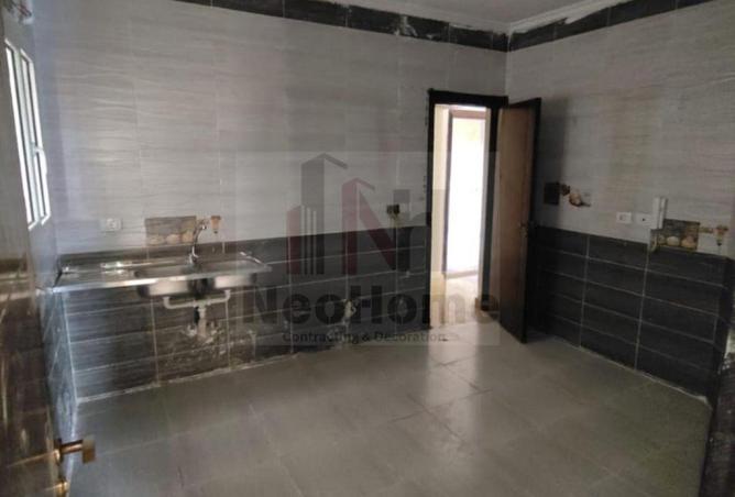 8049134 - Property Image 2