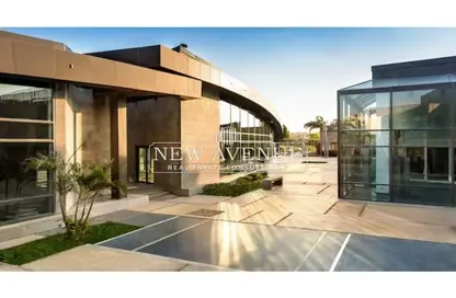 Retail - Studio - 3 Bathrooms for sale in Beverly Hills Road - 17th District - Sheikh Zayed City - Giza