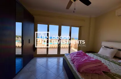 منزل مزدوج - 3 غرف نوم - 4 حمامات للبيع في تلال السخنة - العين السخنة - السويس