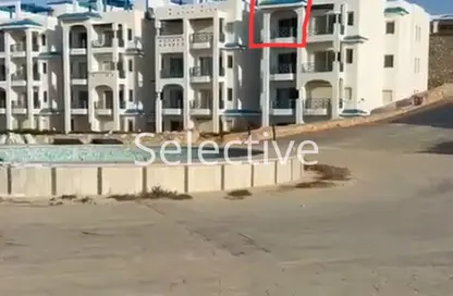 شقة - 2 غرف نوم - 2 حمامات للبيع في إمارتس هايتس - قسم الضبعة - الساحل الشمالي