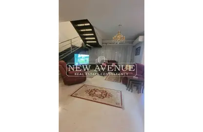 (بنتهاوس  (روف - 3 غرف نوم - 3 حمامات للبيع في فيلدج جيت - المستثمرين الجنوبية - مدينة القاهرة الجديدة - القاهرة
