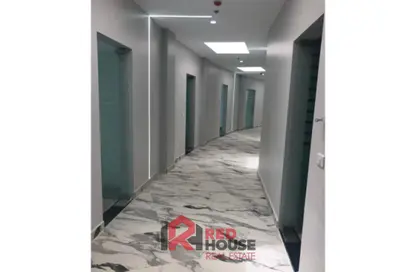 Clinic - Studio - 2 Bathrooms for sale in Al Shabab St. - Sheikh Zayed City - Giza