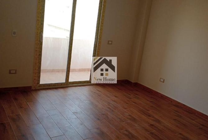 8284278 - Property Image 2