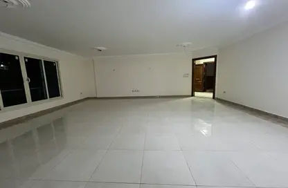 شقة - 3 غرف نوم - 2 حمامات للايجار في كمبوند انطونيادس - النزهة - حي شرق - الاسكندرية
