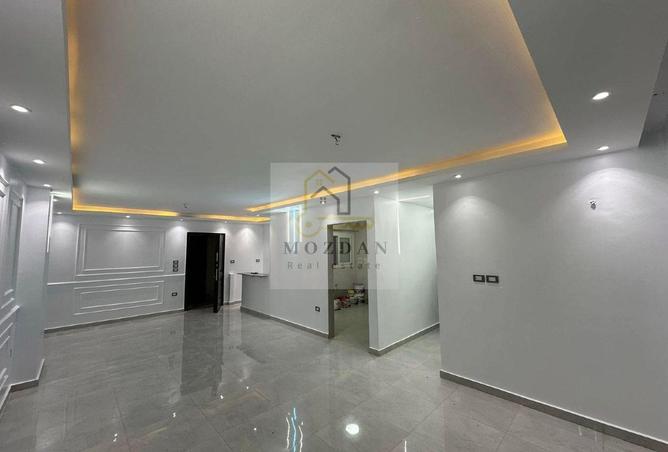 8307407 - Property Image 3