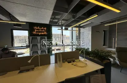 Office Space - Studio - 2 Bathrooms for sale in Mountain View iCity - 5th Settlement Compounds - The 5th Settlement - New Cairo City - Cairo
