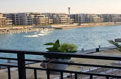 شاليه - 2 غرف نوم - 2 حمامات للايجار في مراسي - سيدي عبد الرحمن - الساحل الشمالي