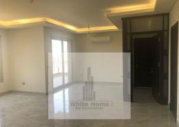 Apartment - 2 bedrooms - 2 bathrooms for للايجار in Palm Hills Village Gate - South Investors Area - New Cairo City - Cairo