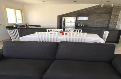 منزل مزدوج - 3 غرف نوم - 4 حمامات للايجار في هاسييندا باي - سيدي عبد الرحمن - الساحل الشمالي