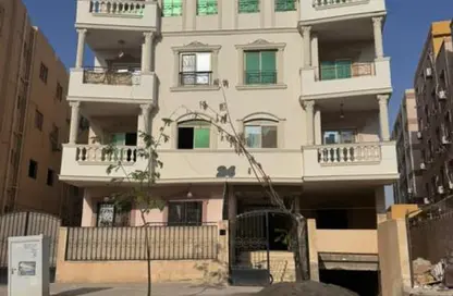 Apartment - 3 Bedrooms - 2 Bathrooms for sale in 1st Neighborhood - 8th Area - Shorouk City - Cairo