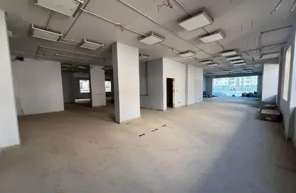 Whole Building - Studio - 1 Bathroom for sale in Centric - North Teseen St. - The 5th Settlement - New Cairo City - Cairo