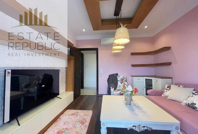 8016074 - Property Image 2