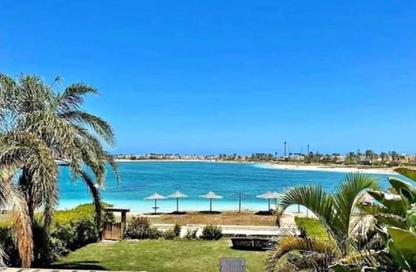 Chalet - 2 Bedrooms - 2 Bathrooms for sale in Marina 5 - Marina - Al Alamein - North Coast