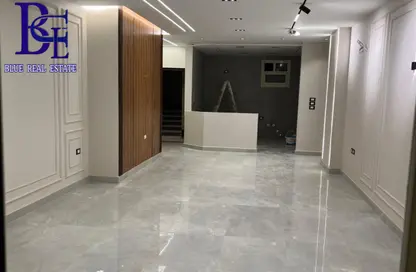 شقة - 3 غرف نوم - 3 حمامات للبيع في الحي الثامن - الشيخ زايد - الجيزة