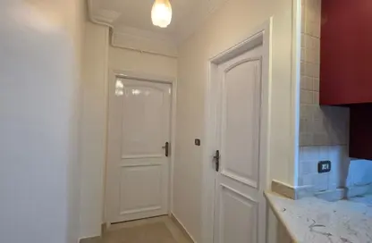 Apartment - 2 Bedrooms - 1 Bathroom for sale in Hadayek El Ahram - Giza